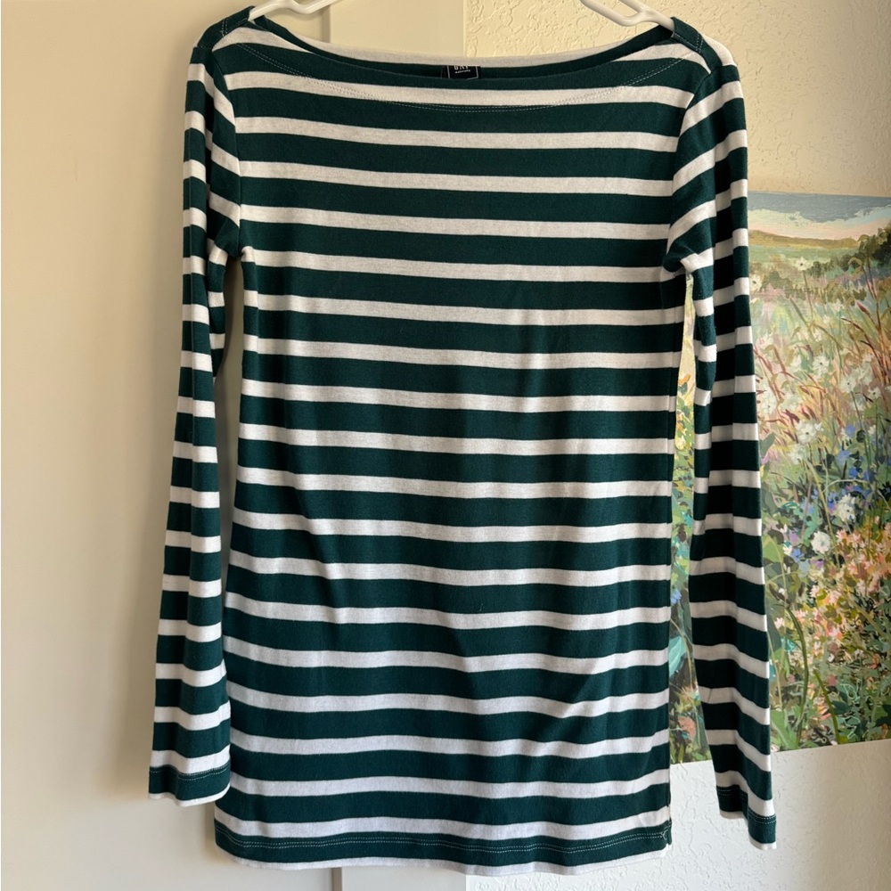 Gap Maternity boatneck green & white striped long sleeved shirt, size small